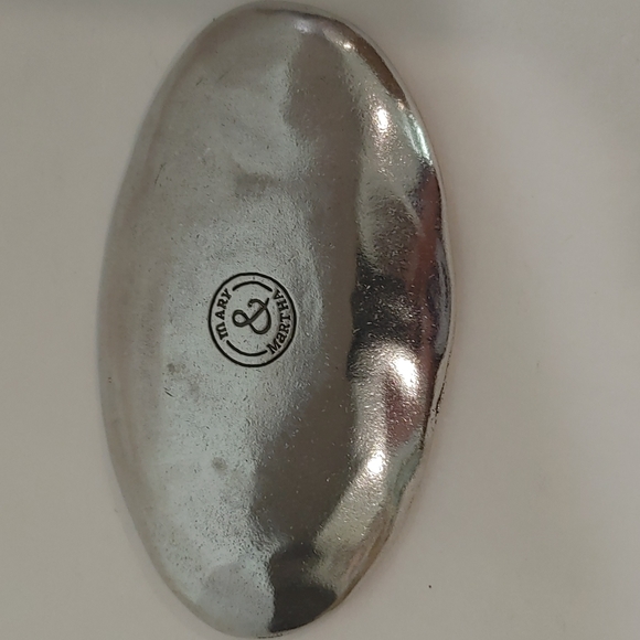 Mary & Martha Trinket Dish - Picture 3 of 4